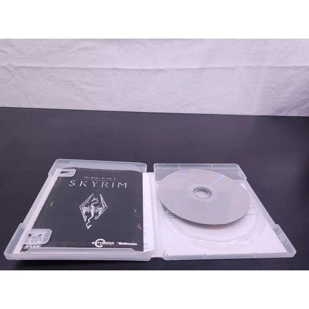 THE ELDER SCROLLS V: SKYRIM LEGENDARY ED. - GR. HITS GAME FOR PS3 PLAYSTATION 3‎